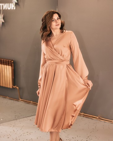 Платье на запах греческое, миди, карамельное с длинным рукавом - Yes Dress