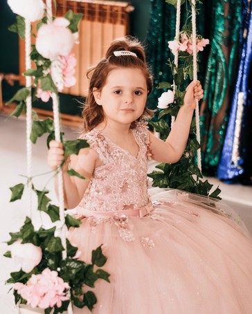 Платье детское пудра с объемными цветами, пышное на шнуровке - Yes Dress